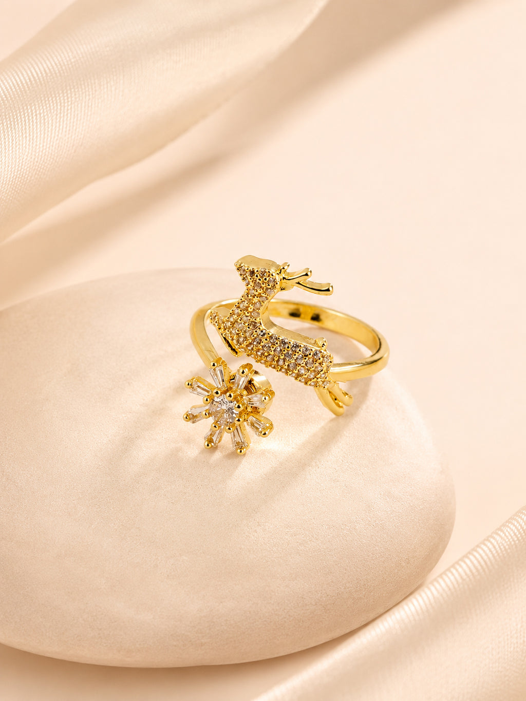 18K Gold Plated Tarnish-Resistant Deer Flower Crystal Ring