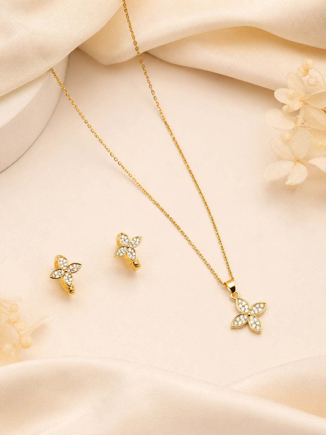 Aanura Diamond Flower Necklace & Earrings Set