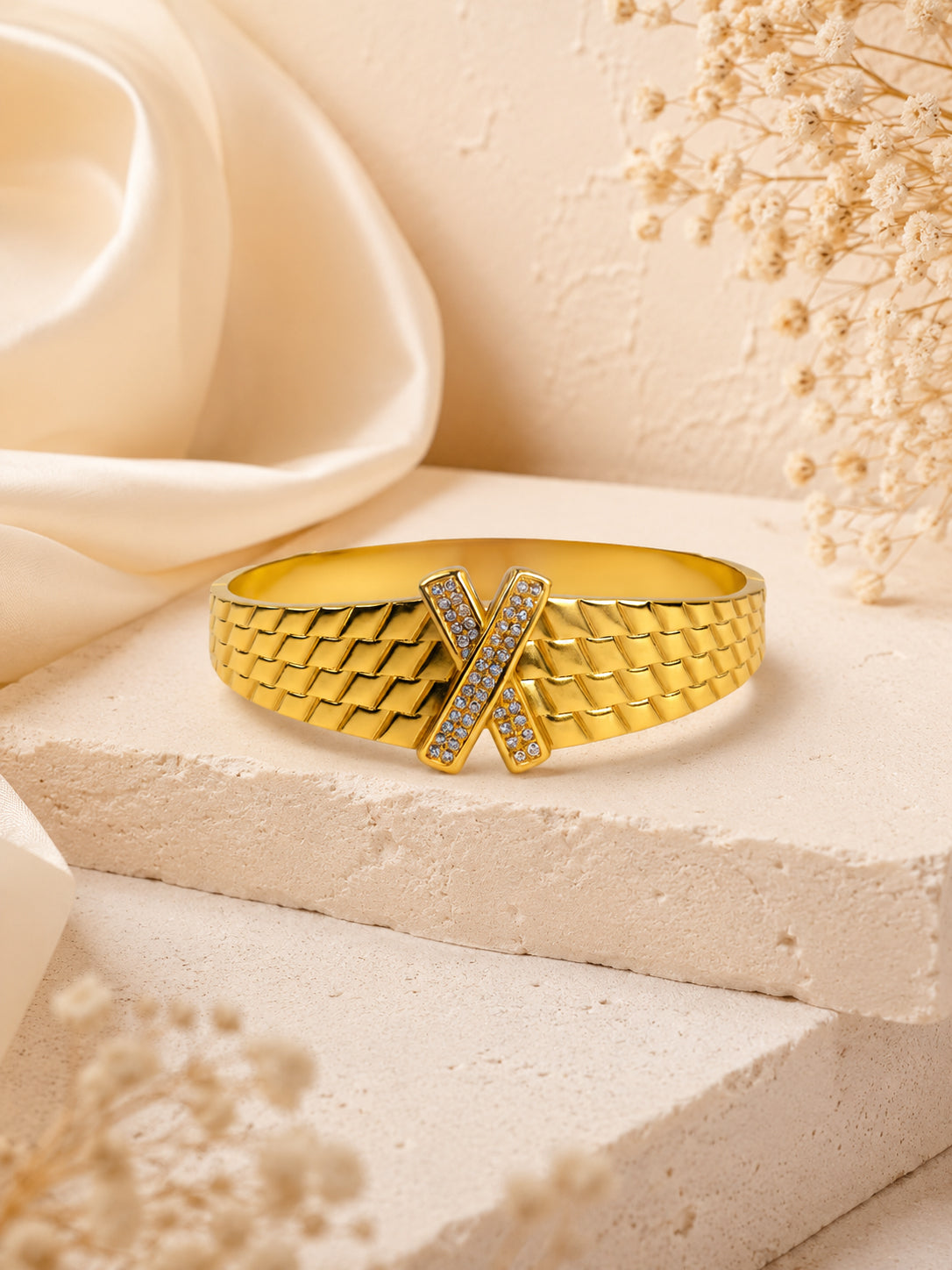 Aanura Textured Gold X Motif Bracelet