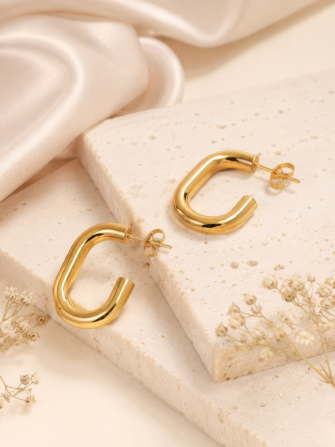 Aanura Gold Plated U-Shaped Hoop Earrings