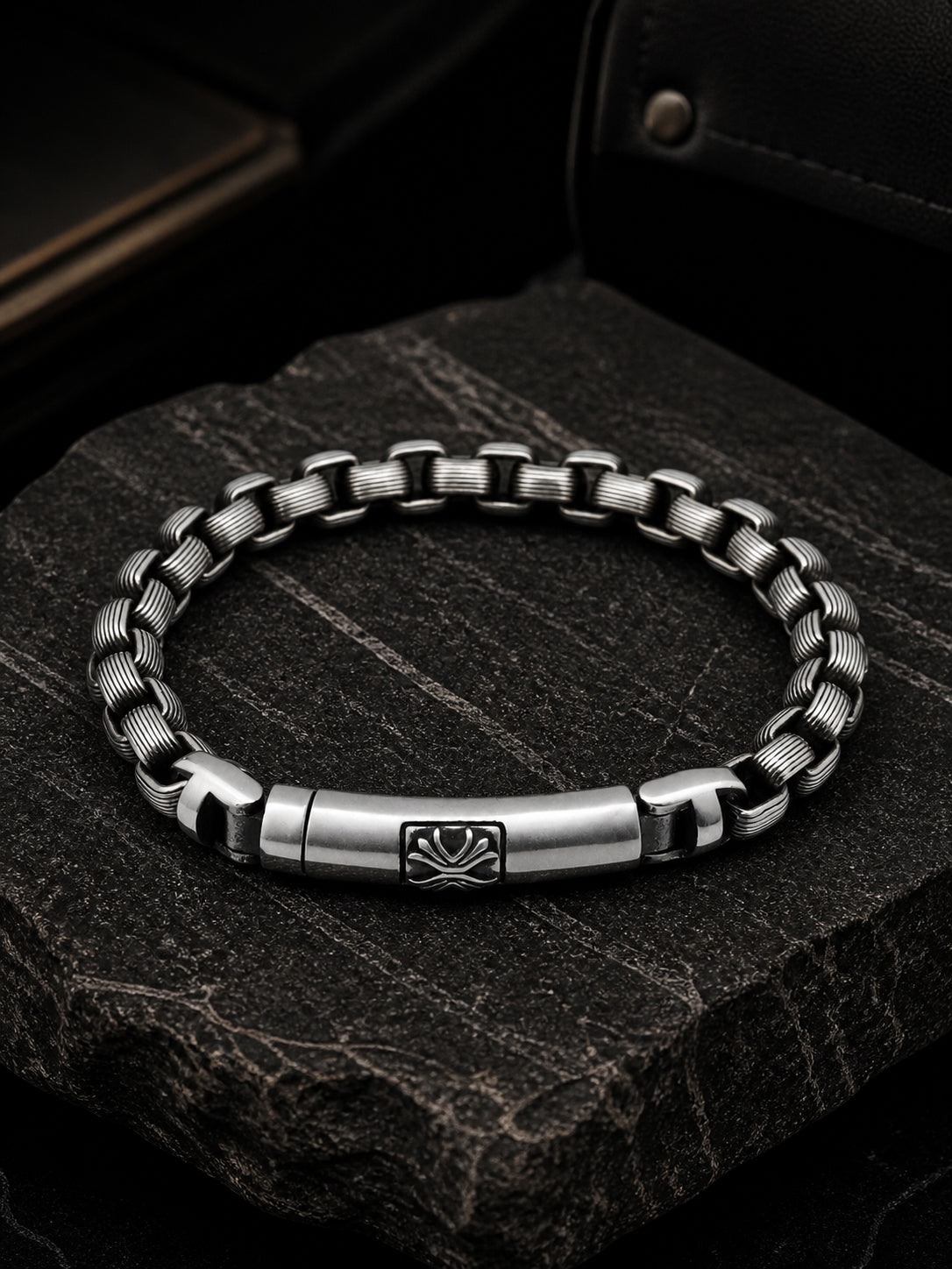 Aanura Stainless Steel Chain Bracelet For Men's