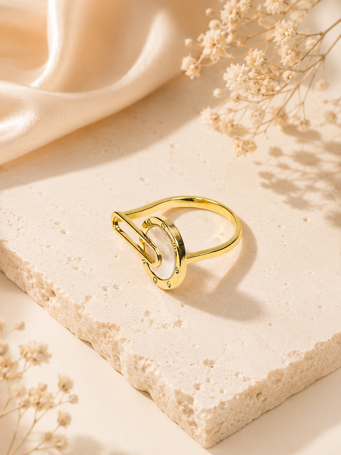 18K Gold Plated Minimal Anti-Tarnish Waterproof Ring
