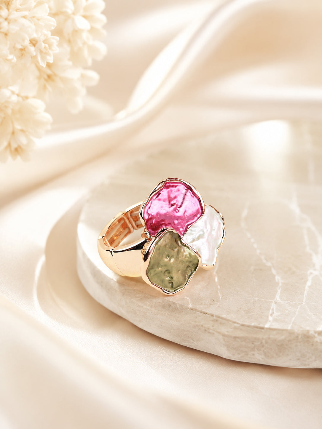 18K Gold Plated Pearl Petal Anti-Tarnish Waterproof Ring