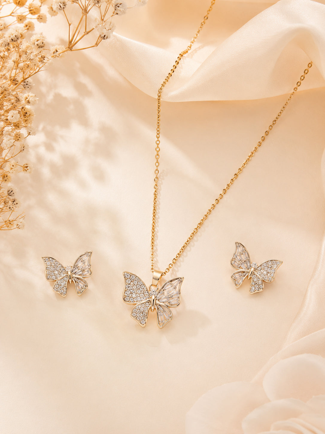 Aanura Sparkling Butterfly Necklace & Earrings Set