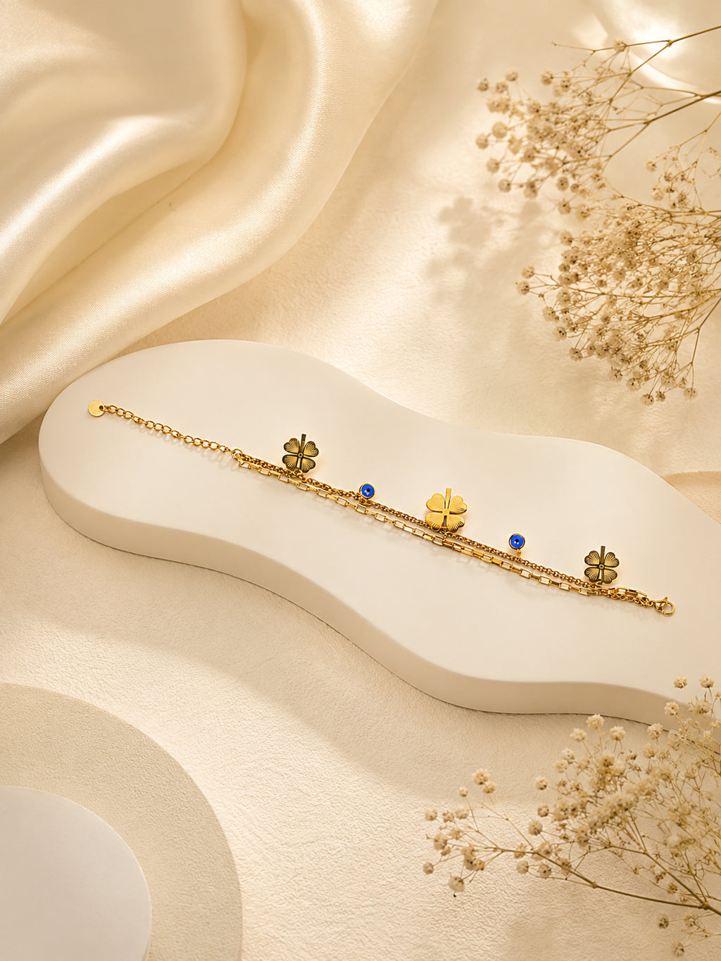 Aanura Clover Charm Adjustable Gold Bracelet
