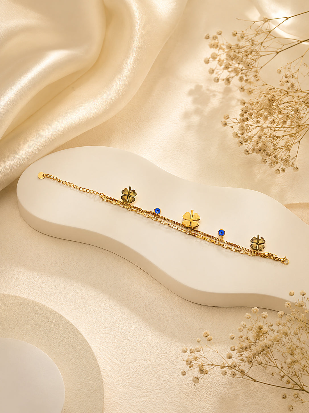 Aanura Clover Charm Adjustable Gold Bracelet