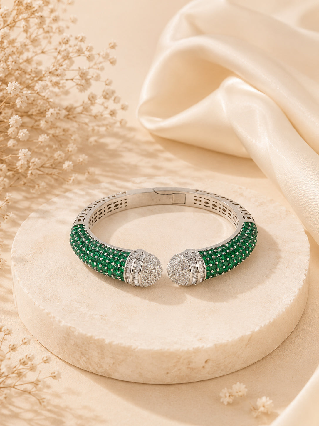 Aanura Emerald Crown Silver Bracelet