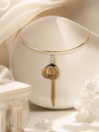 Aanura Gold Leaf Pendant Choker – Stainless Steel Jewelr