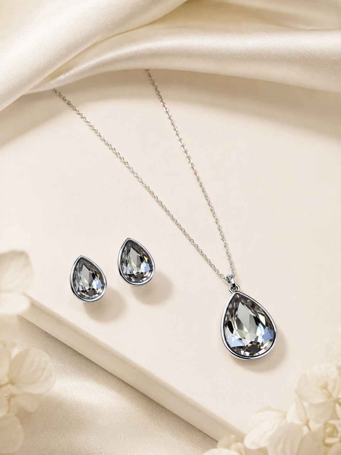 Aanura Crystal Teardrop Necklace & Earrings Set