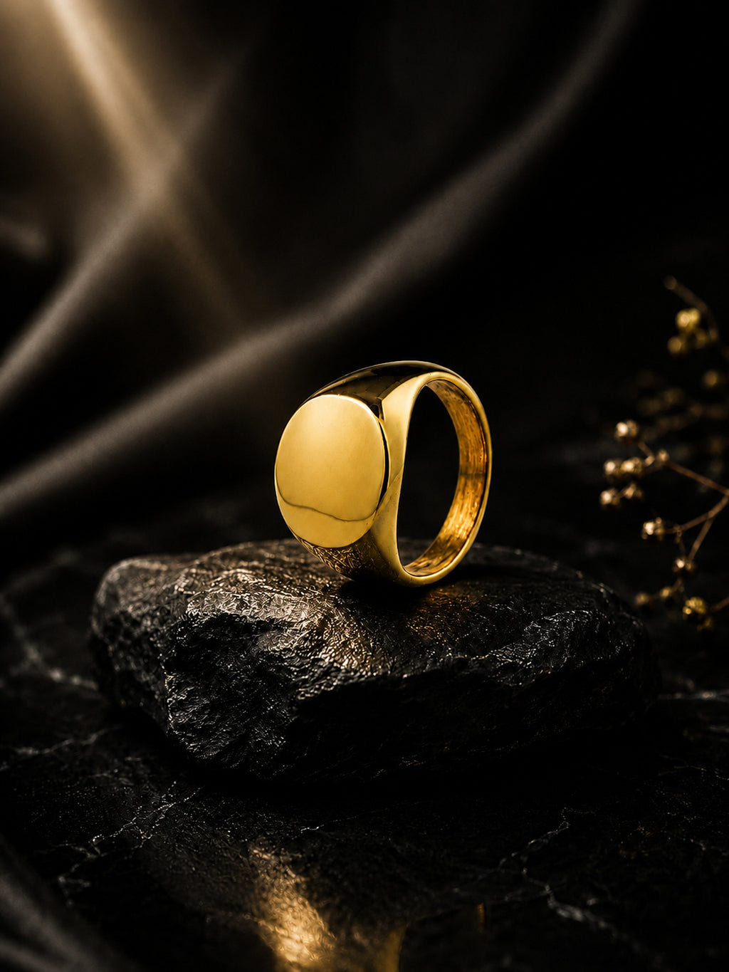 18K Gold Dome Signet Anti-Tarnish Waterproof Ring