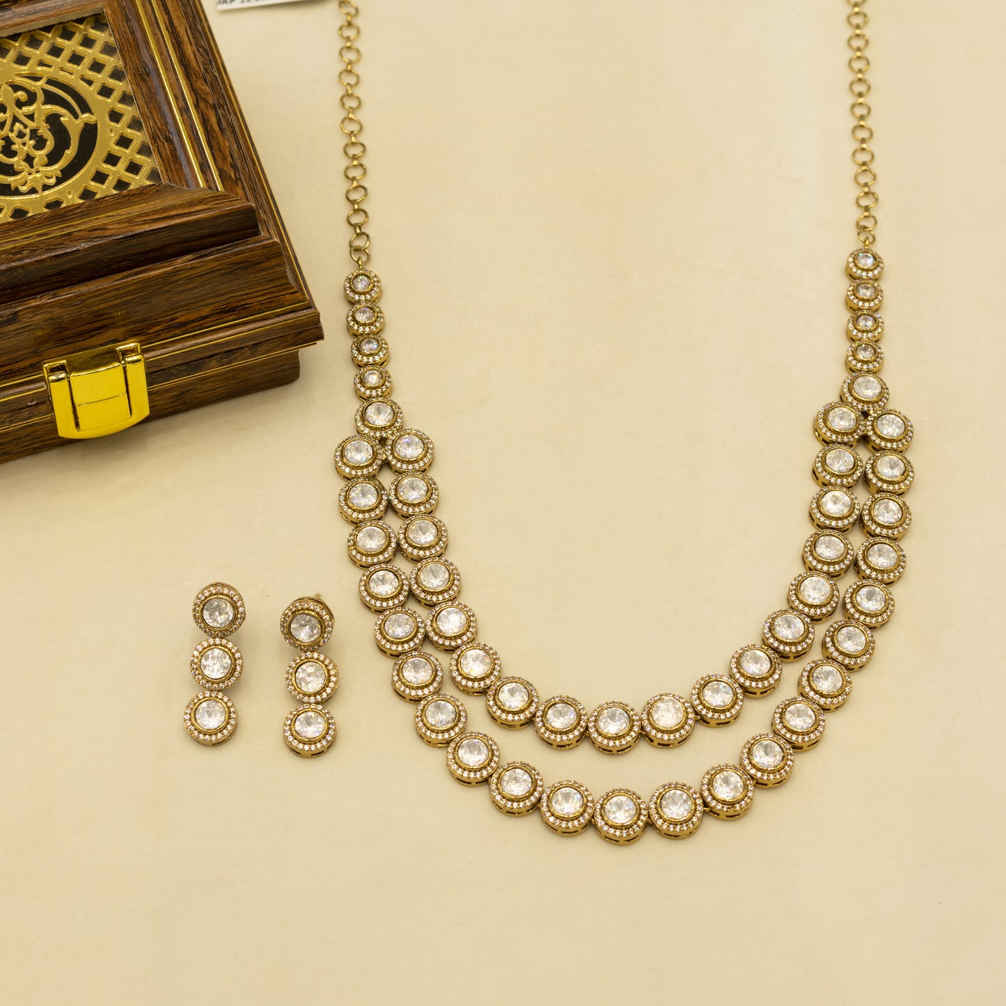 Aanura Double Layer Round Kundan Necklace Set