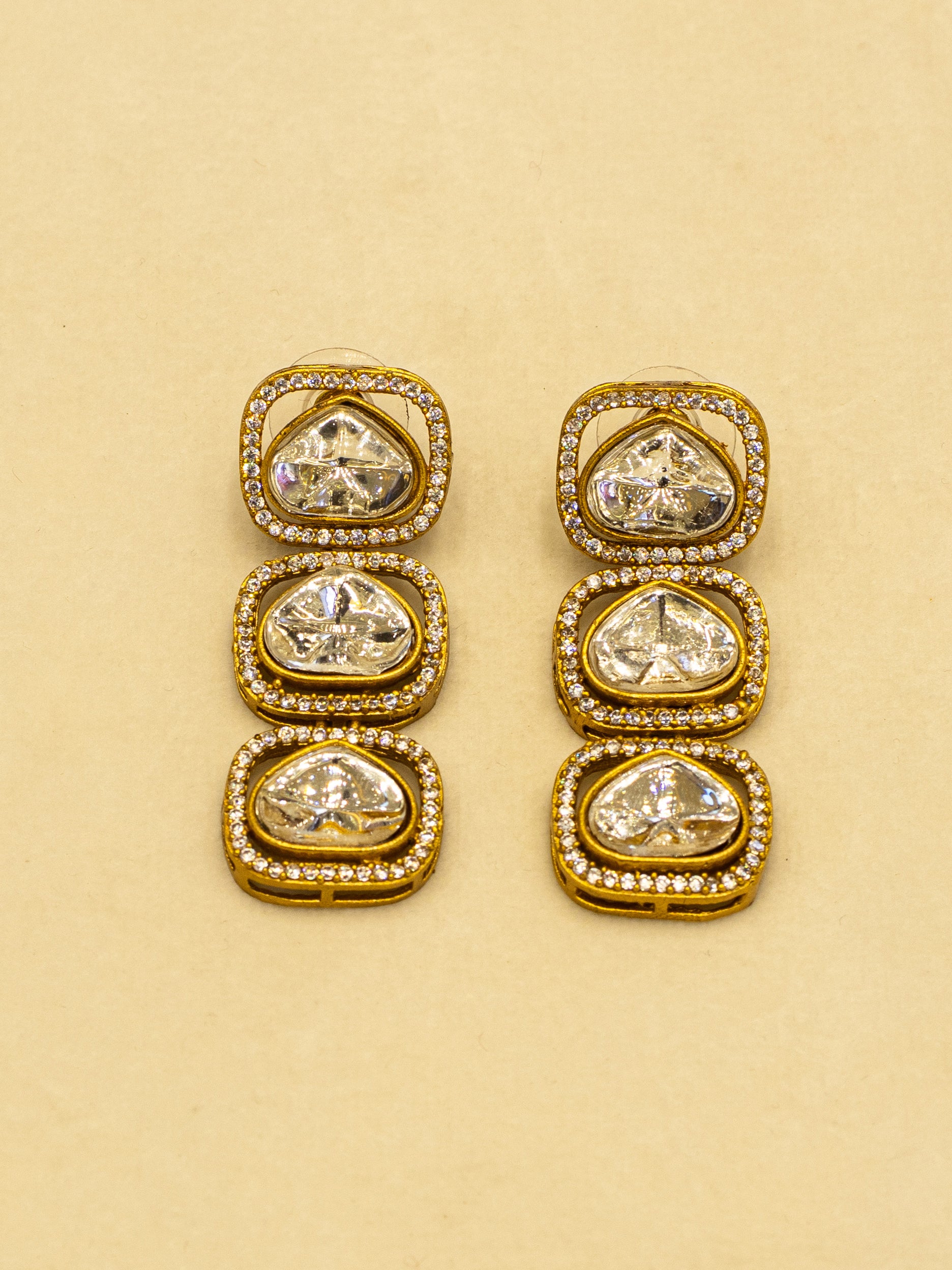 Aanura Kundan Necklace with Pink Stone Heritage Pendant
