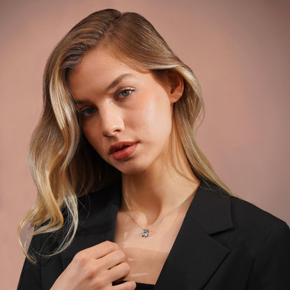 Aanura Classic Solitaire Pendant Necklace