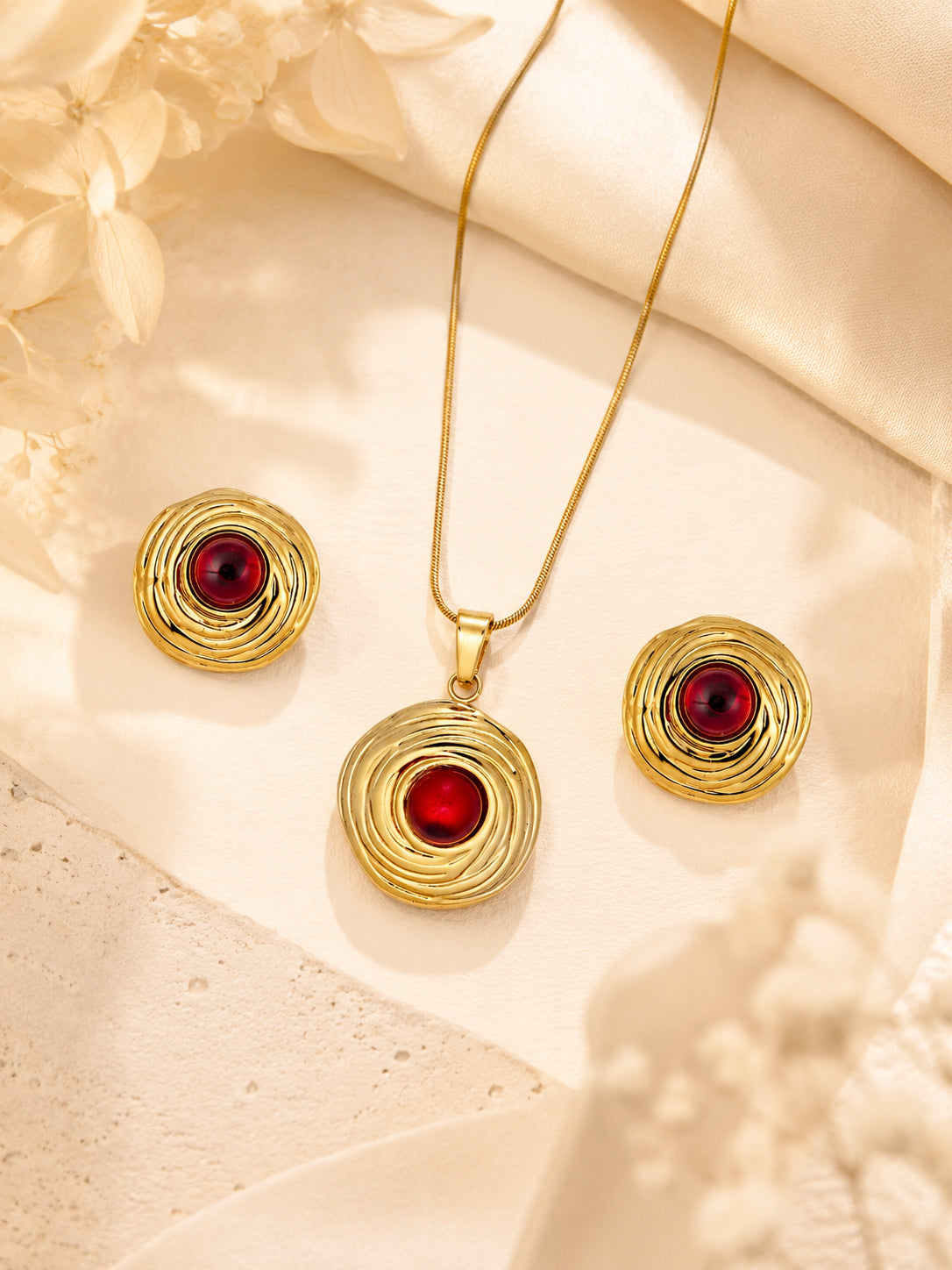 Gold Plated Tarnish-Resistant Red Stone Textured Pendant Set