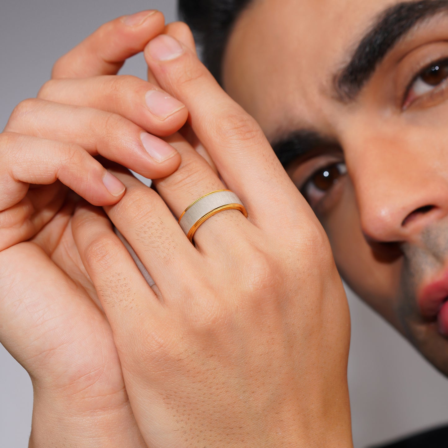 Aanura Brushed Band Men’s  Ring