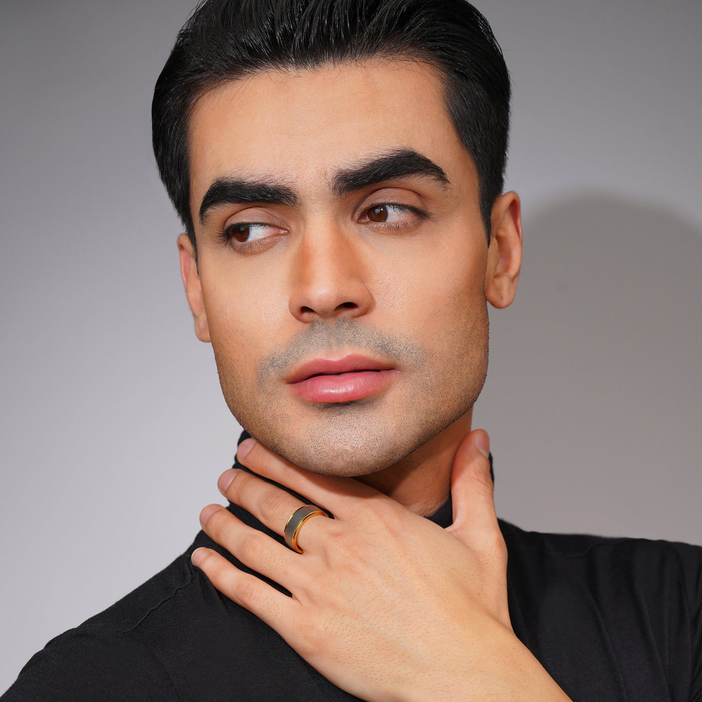 Aanura Brushed Band Men’s  Ring