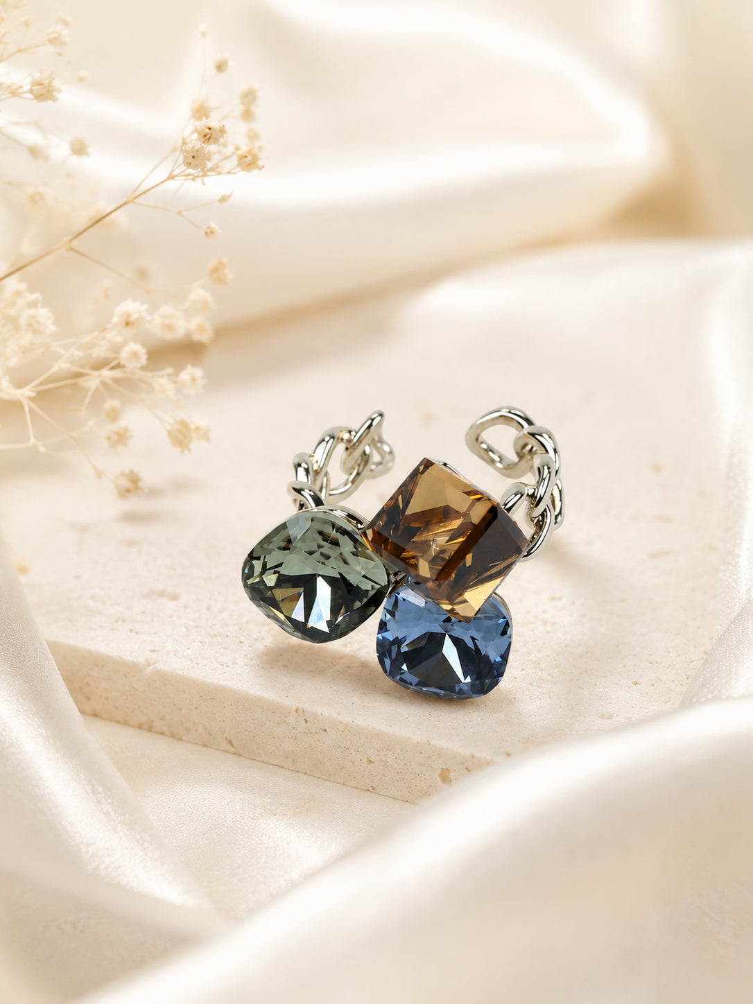 18K Gold-Plated Cushion-Cut Gemstone Ring – Anti-Tarnish & Waterproof