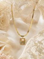 Aanura Gold Solitaire Necklace