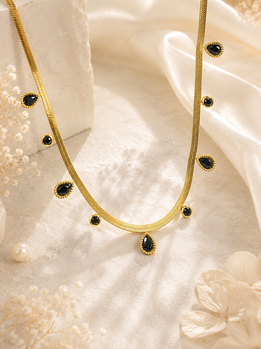 Aanura Drop Accent Minimal Necklace