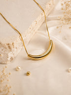 Aanura Curved Bar Statement Necklace