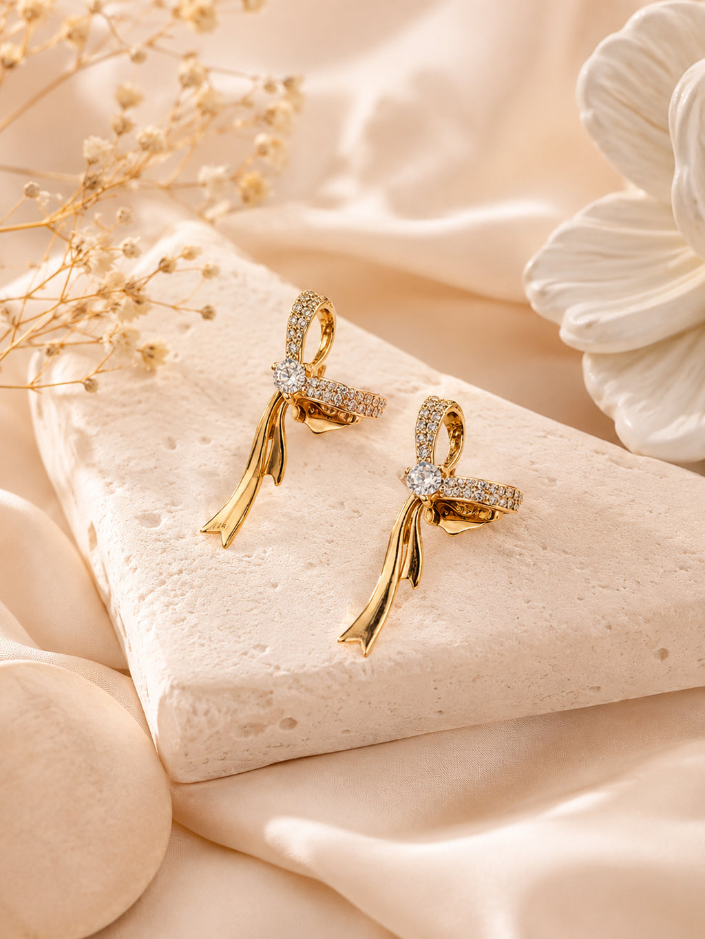 Aanura Celeste Ribbon Earrings – Gold-Plated