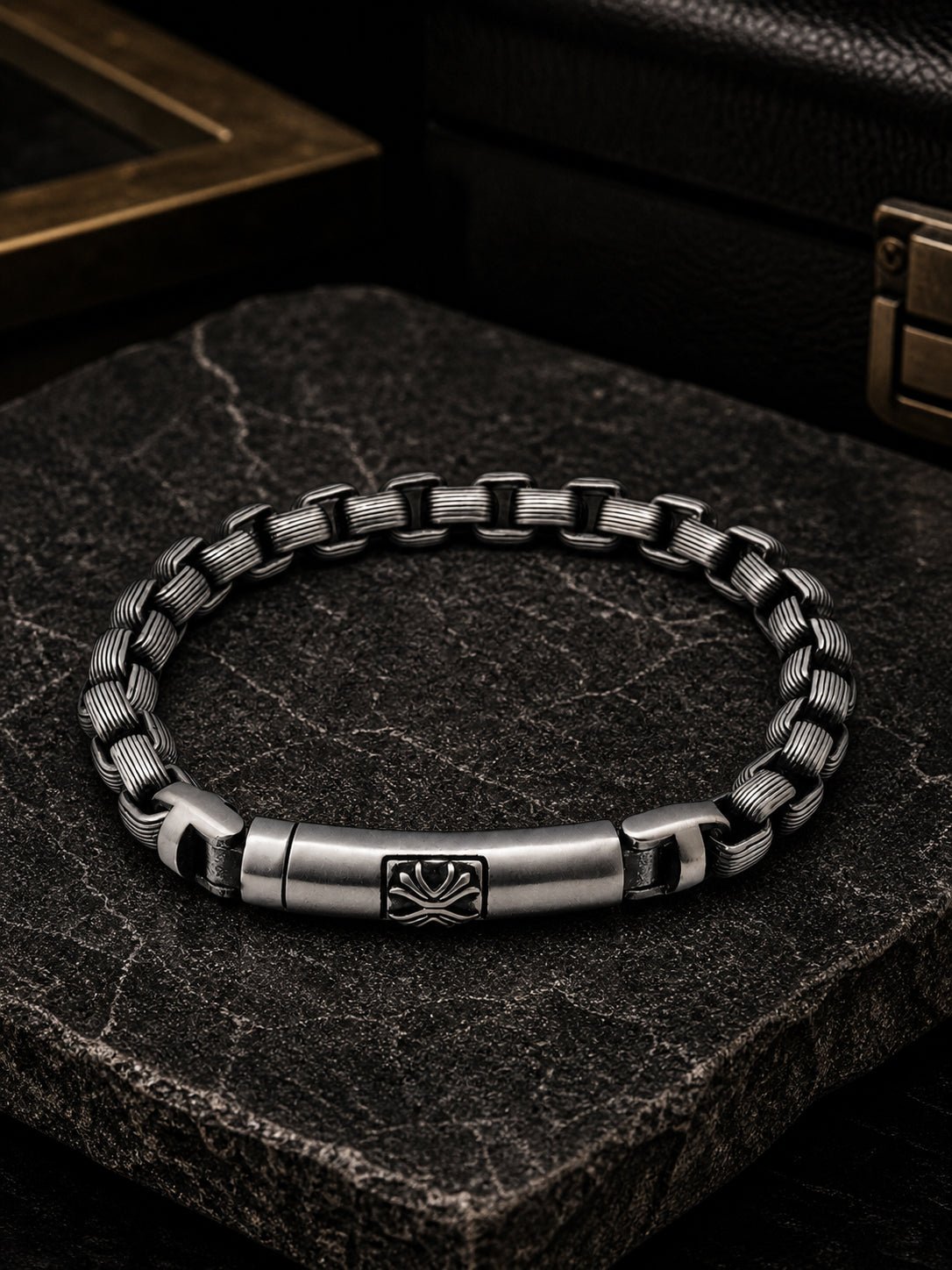 Aanura Stainless Steel Chain Bracelet For Men's