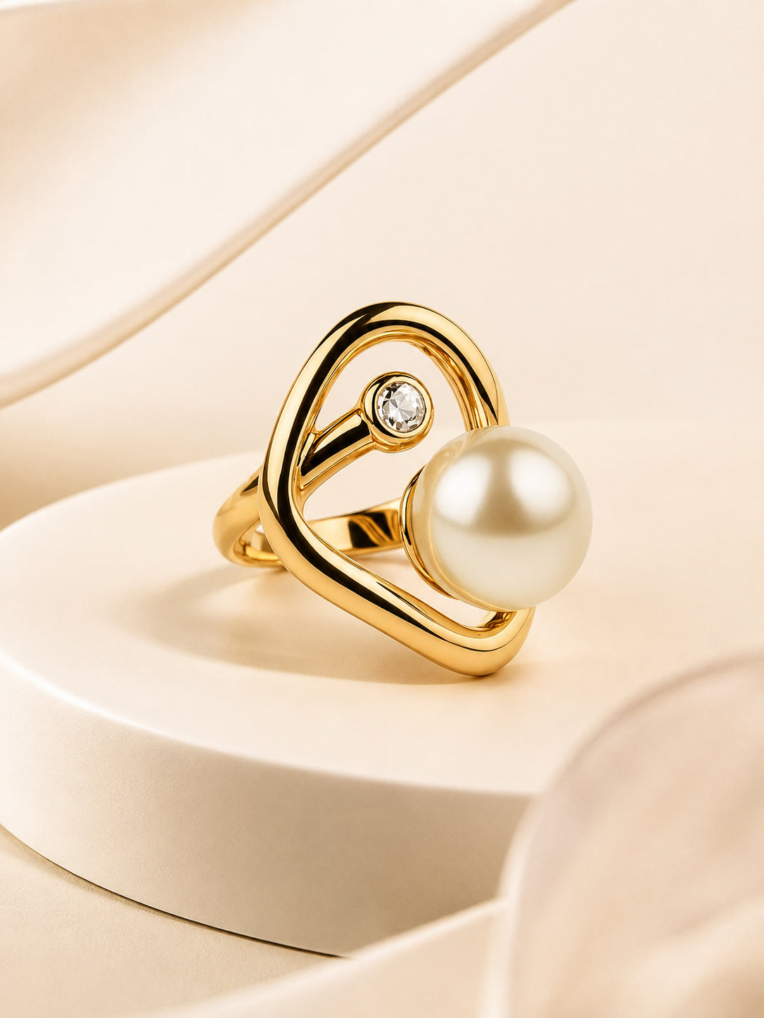 18K Gold-Plated Modern Pearl & Crystal Ring – Anti-Tarnish, Waterproof