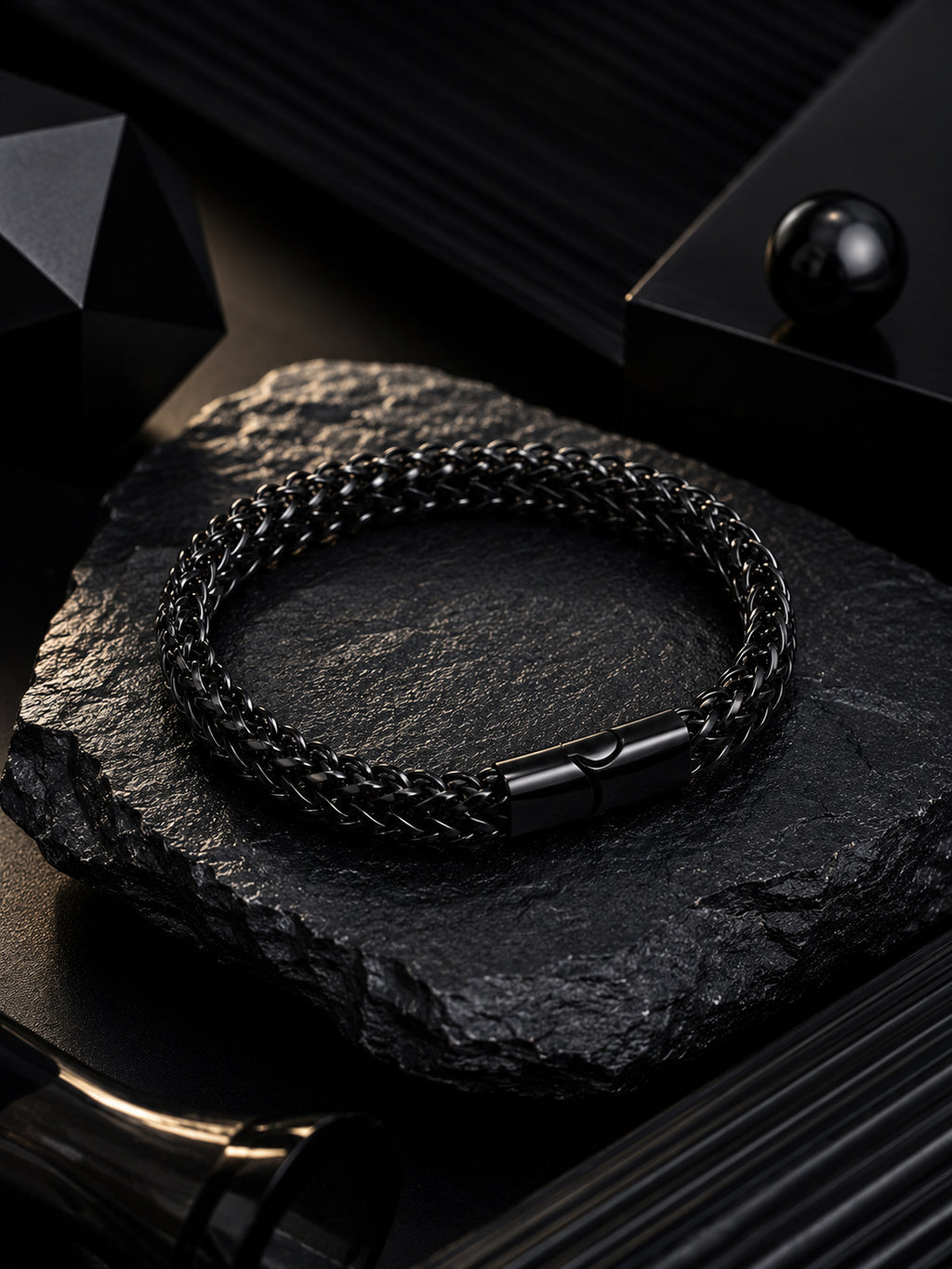Black Plated Anti Tarnish Waterproof Chain Bracelet