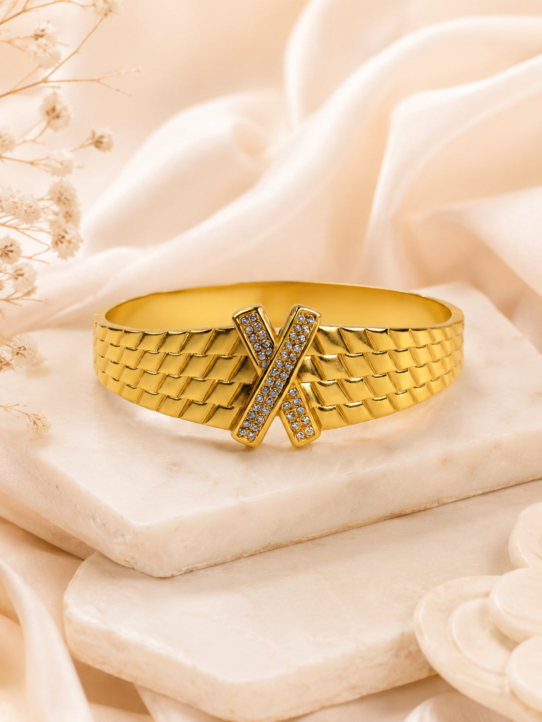 Aanura Textured Gold X Motif Bracelet