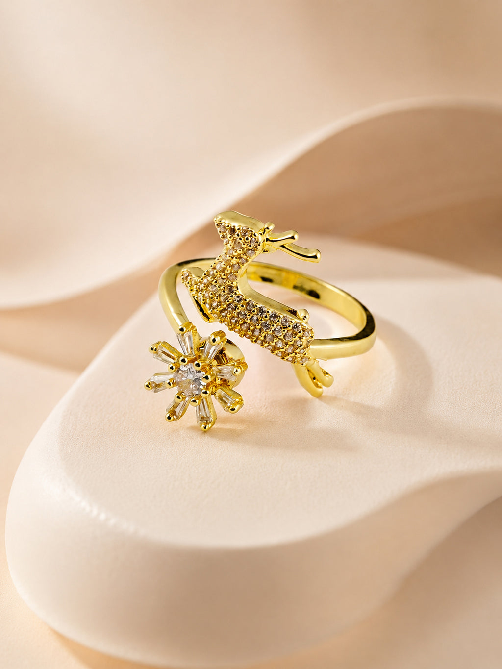 18K Gold Plated Tarnish-Resistant Deer Flower Crystal Ring