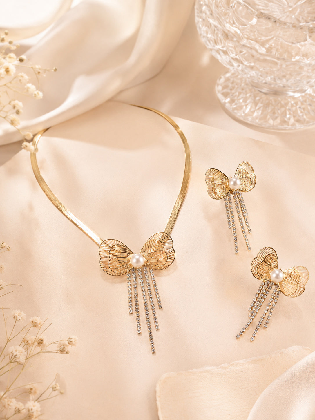 Aanura Golden Pearl Bow Necklace & Earrings Set