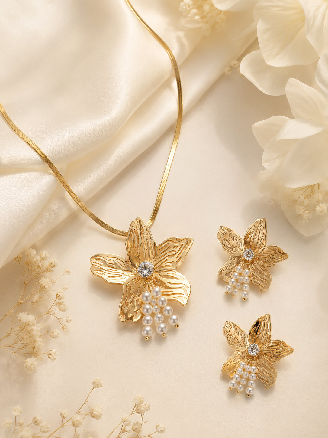 Aanura Orchid Gold Necklace & Earrings Set