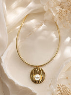 Aurelia Gold Choker with Pearl & Pendant