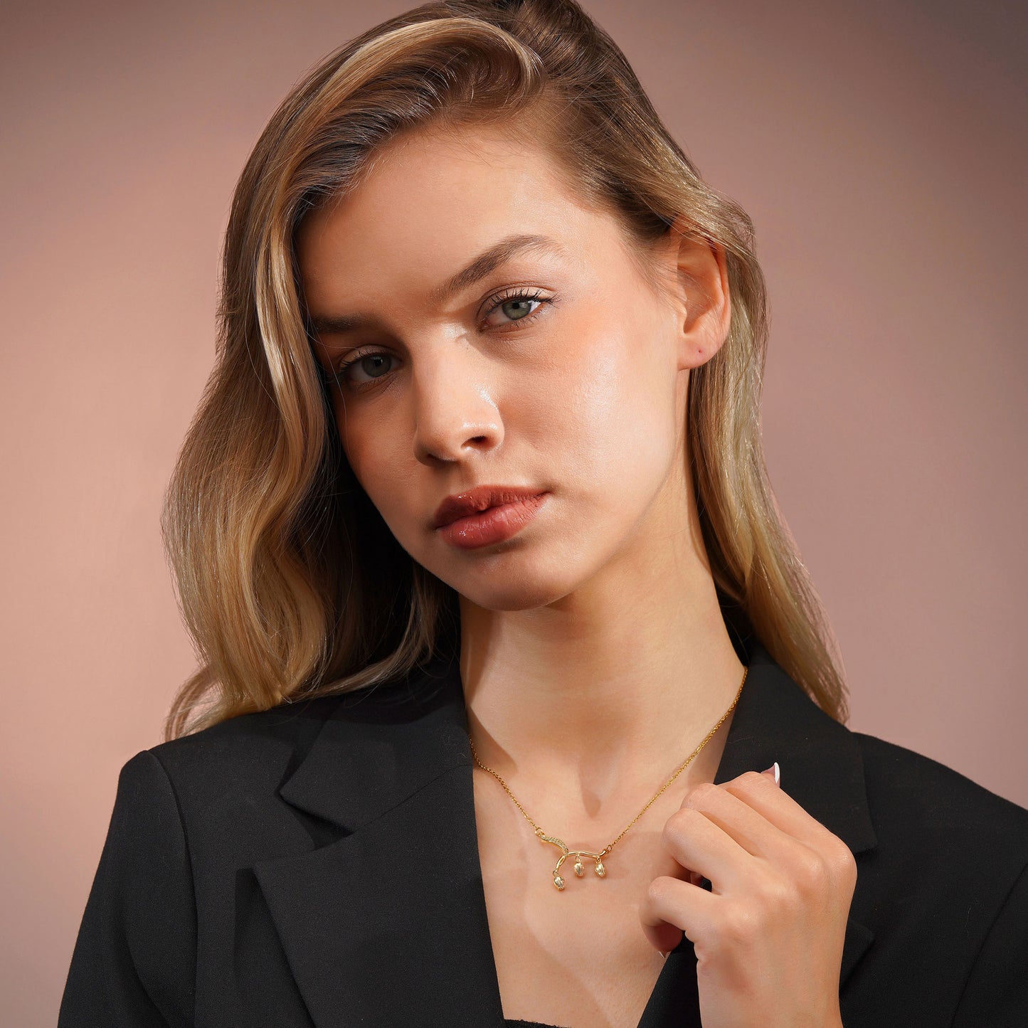 Aanura Petal Drop Minimal Pendant Necklace