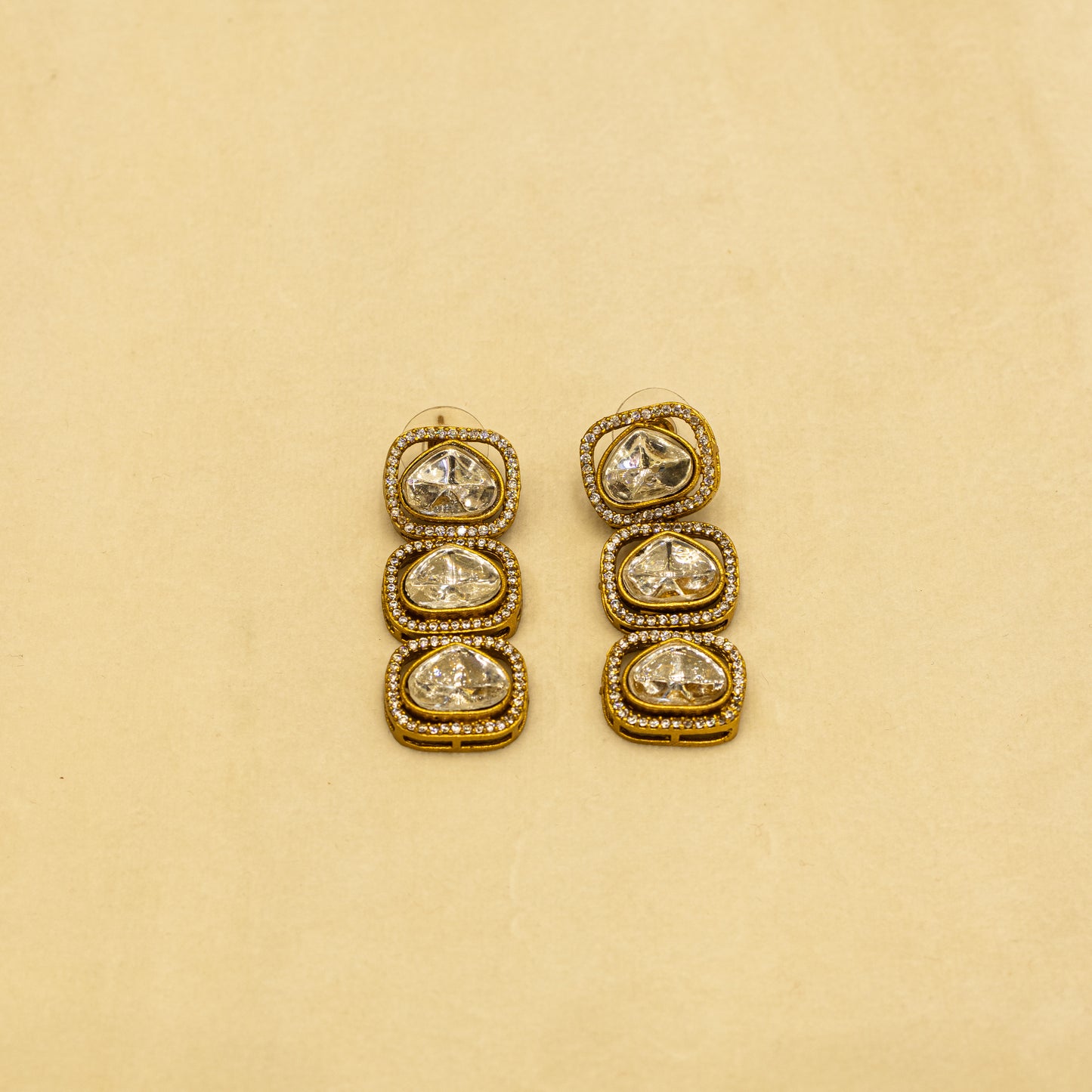 Aanura Kundan Necklace with Pink Stone Heritage Pendant