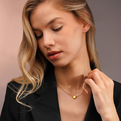 Aanura Minimal Heart Pendant Necklace