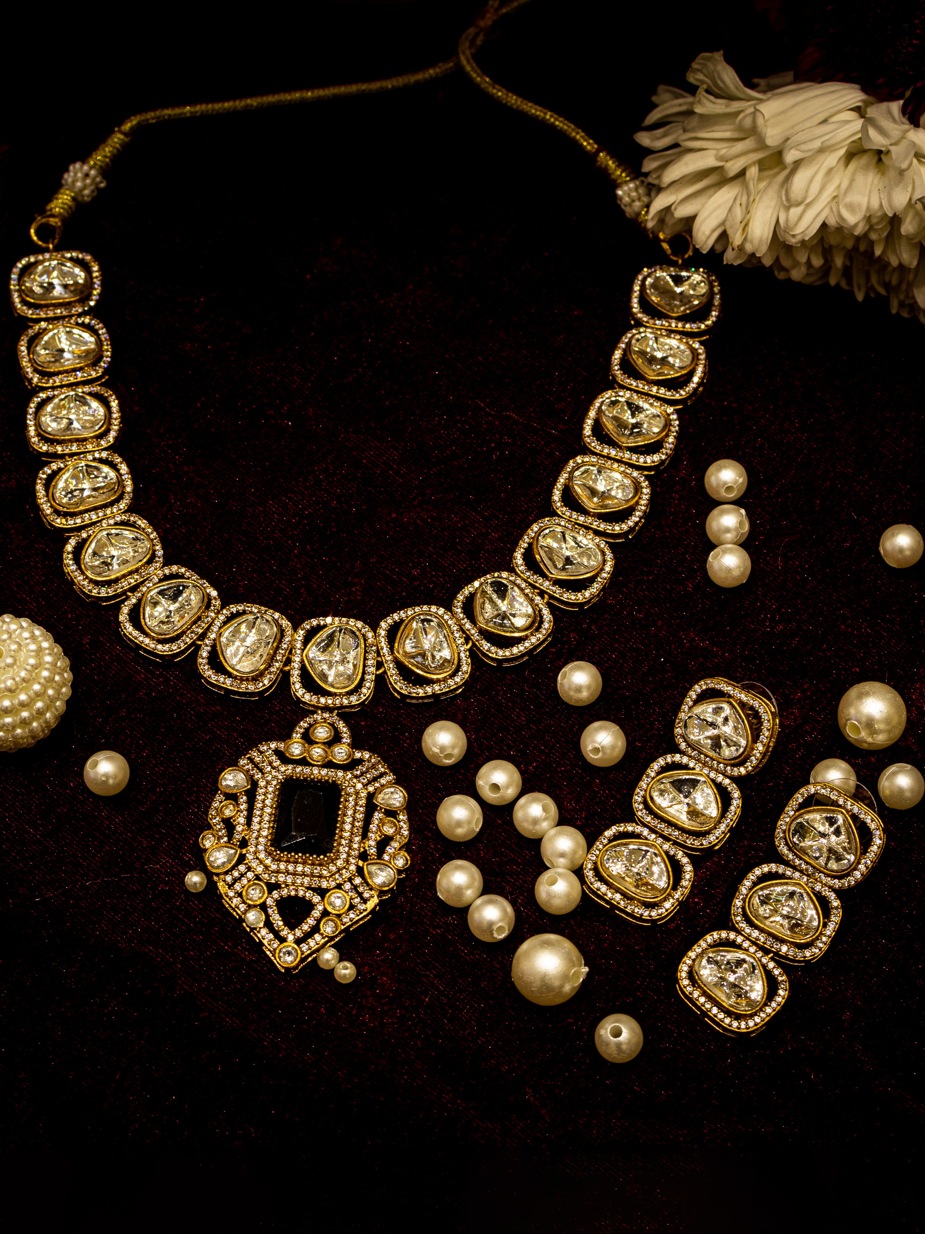 Aanura Kundan Necklace with Pink Stone Heritage Pendant