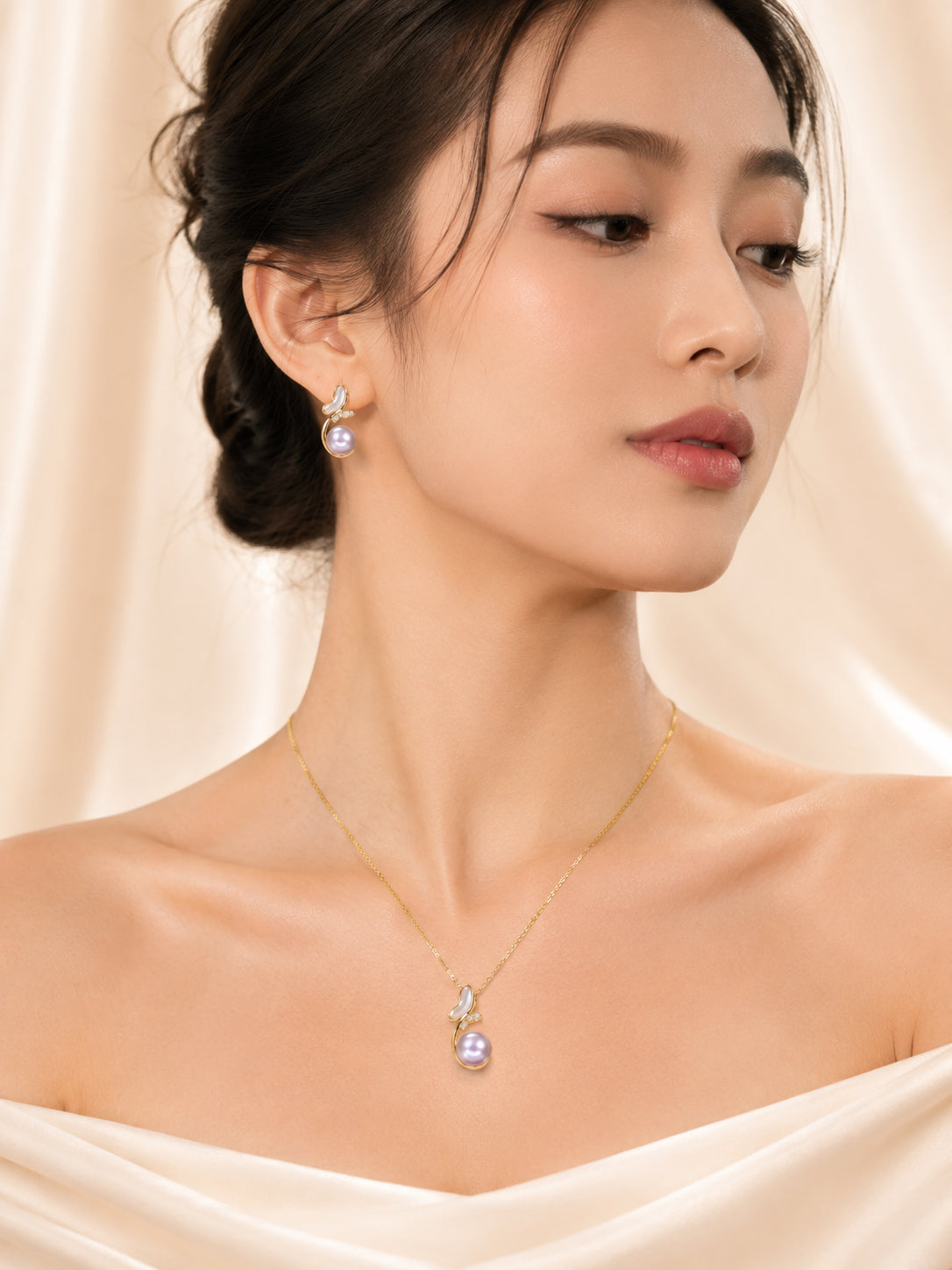 Aanura Pink Pearl Leaf Necklace & Earrings Set