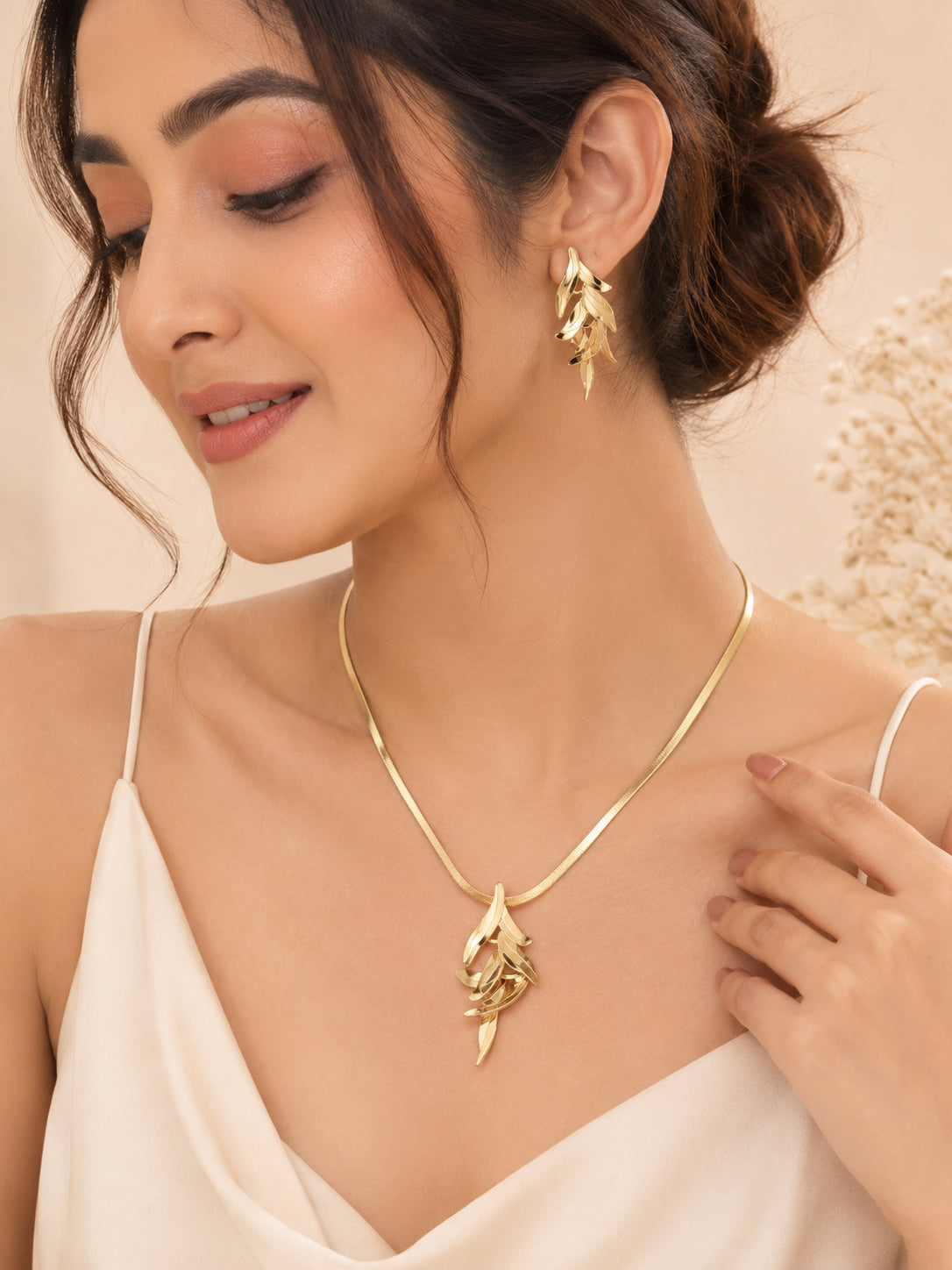 Aanura Golden Leaf Cascade Necklace & Earrings Set