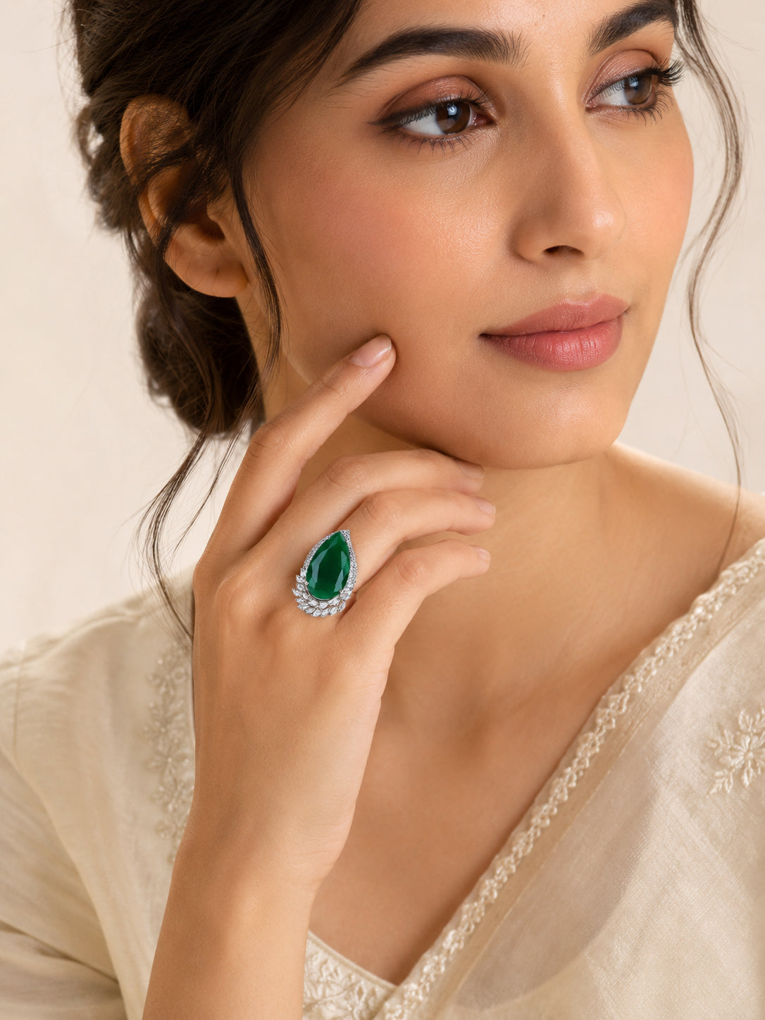 Rhodium Plated Green Teardrop Anti-Tarnish Waterproof Ring