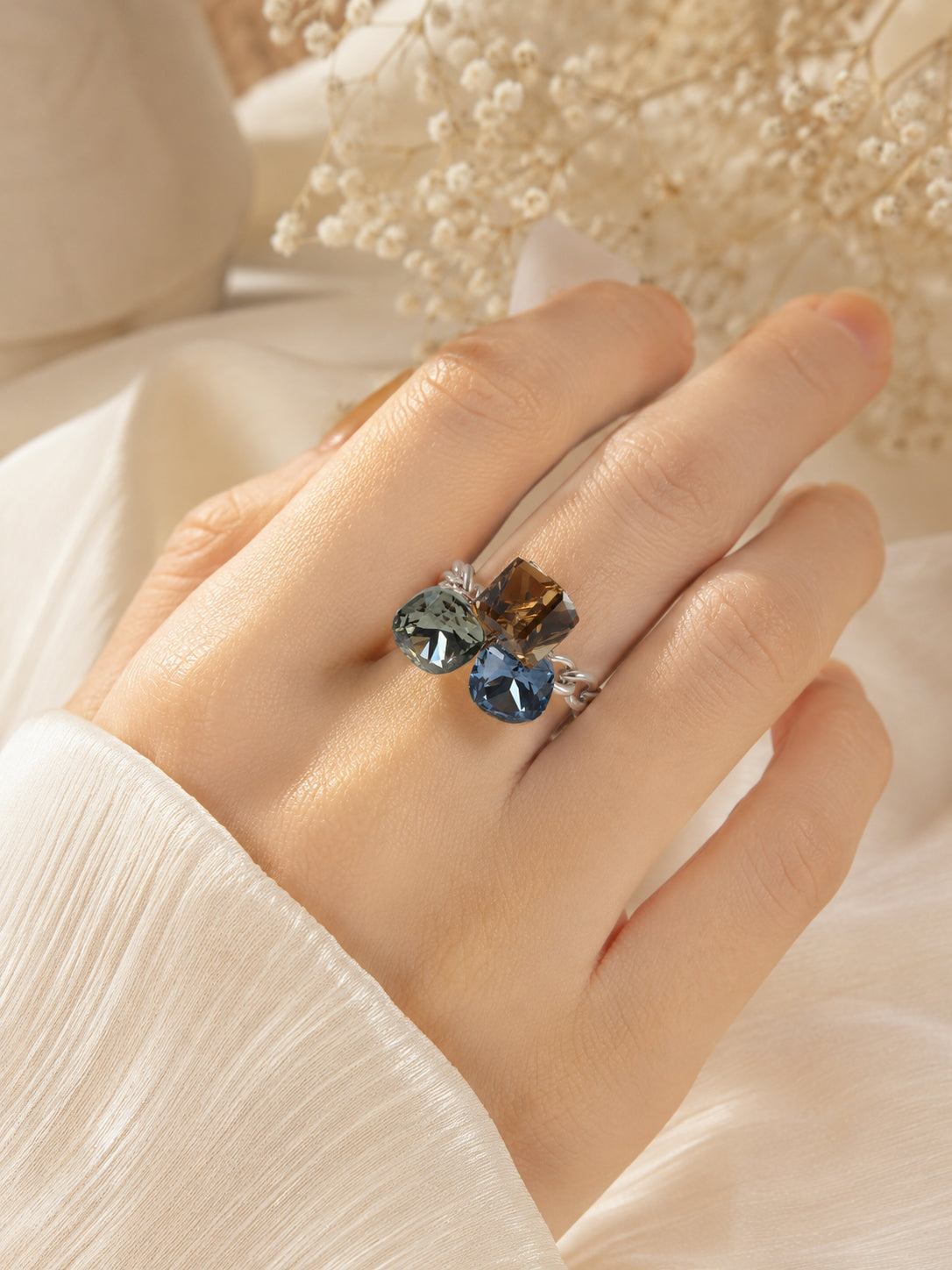 18K Gold-Plated Cushion-Cut Gemstone Ring – Anti-Tarnish & Waterproof