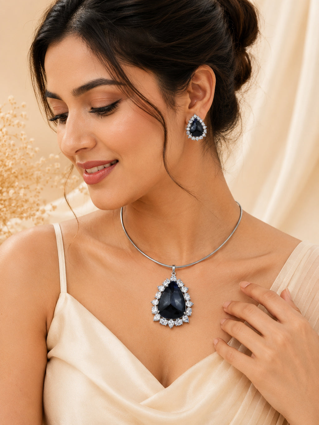 Aanura Black Onyx Teardrop Necklace Set