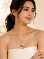 Oval-Link Pearl Basket Charm Necklace in 18K Gold Plating