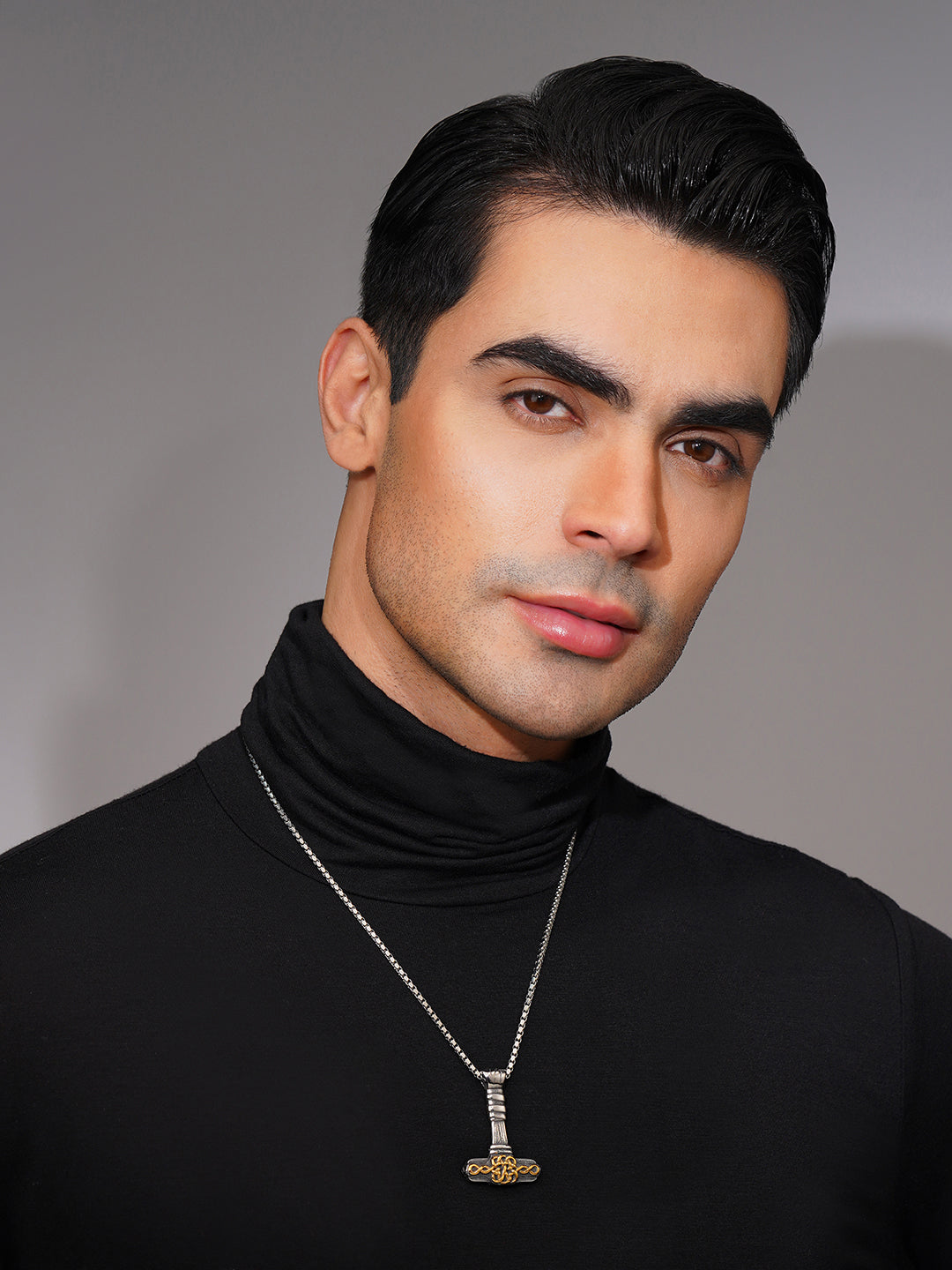 Aanura Dual-Tone Hammer Chain For Men