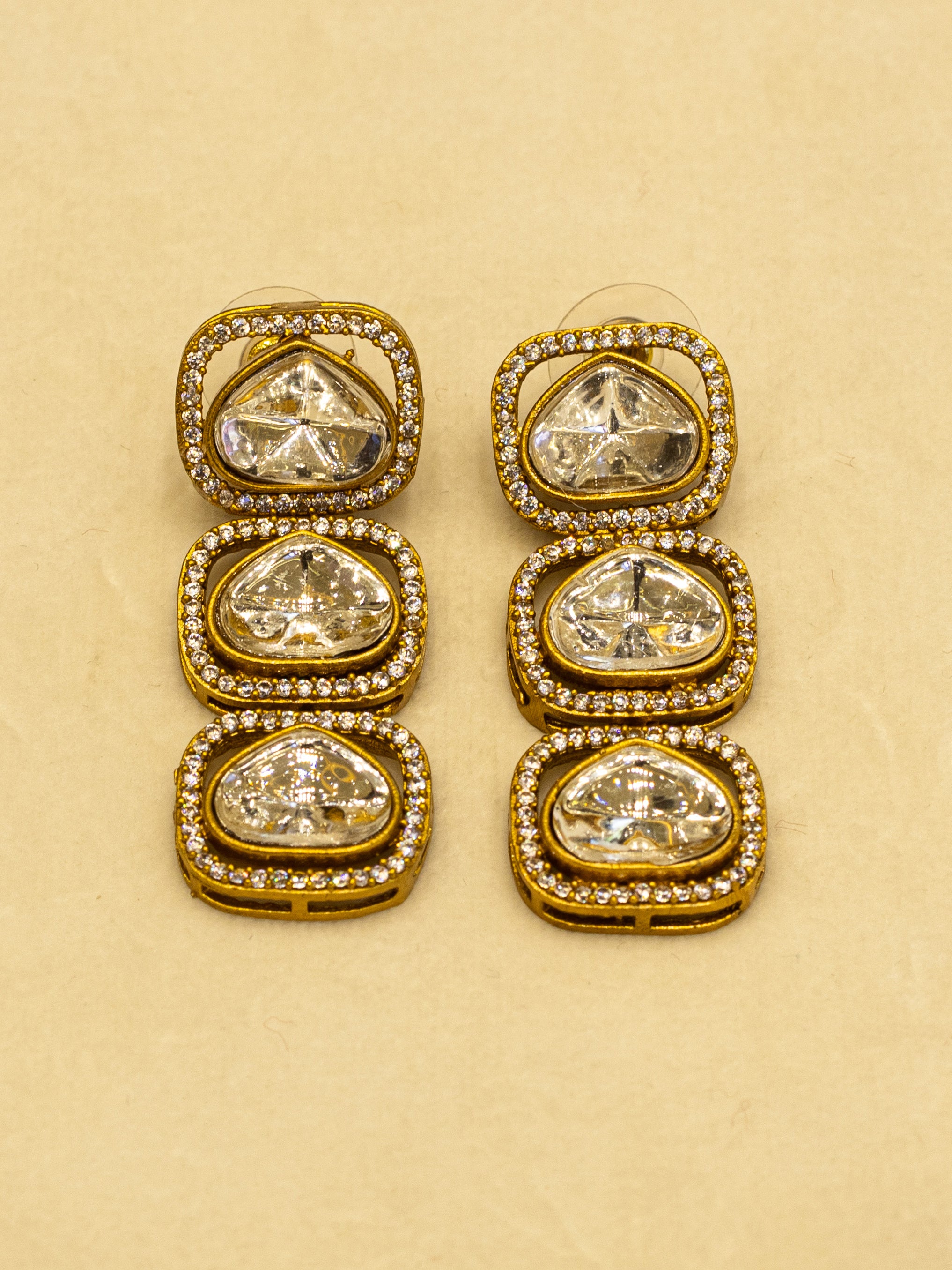 Aanura Kundan Necklace with Pink Stone Heritage Pendant