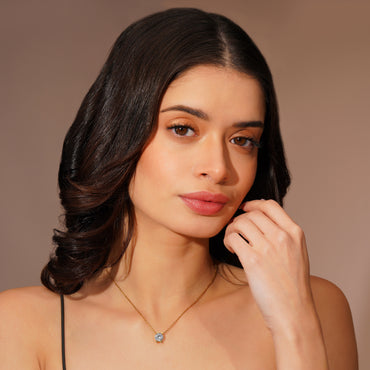 Aanura Classic Solitaire Pendant Necklace