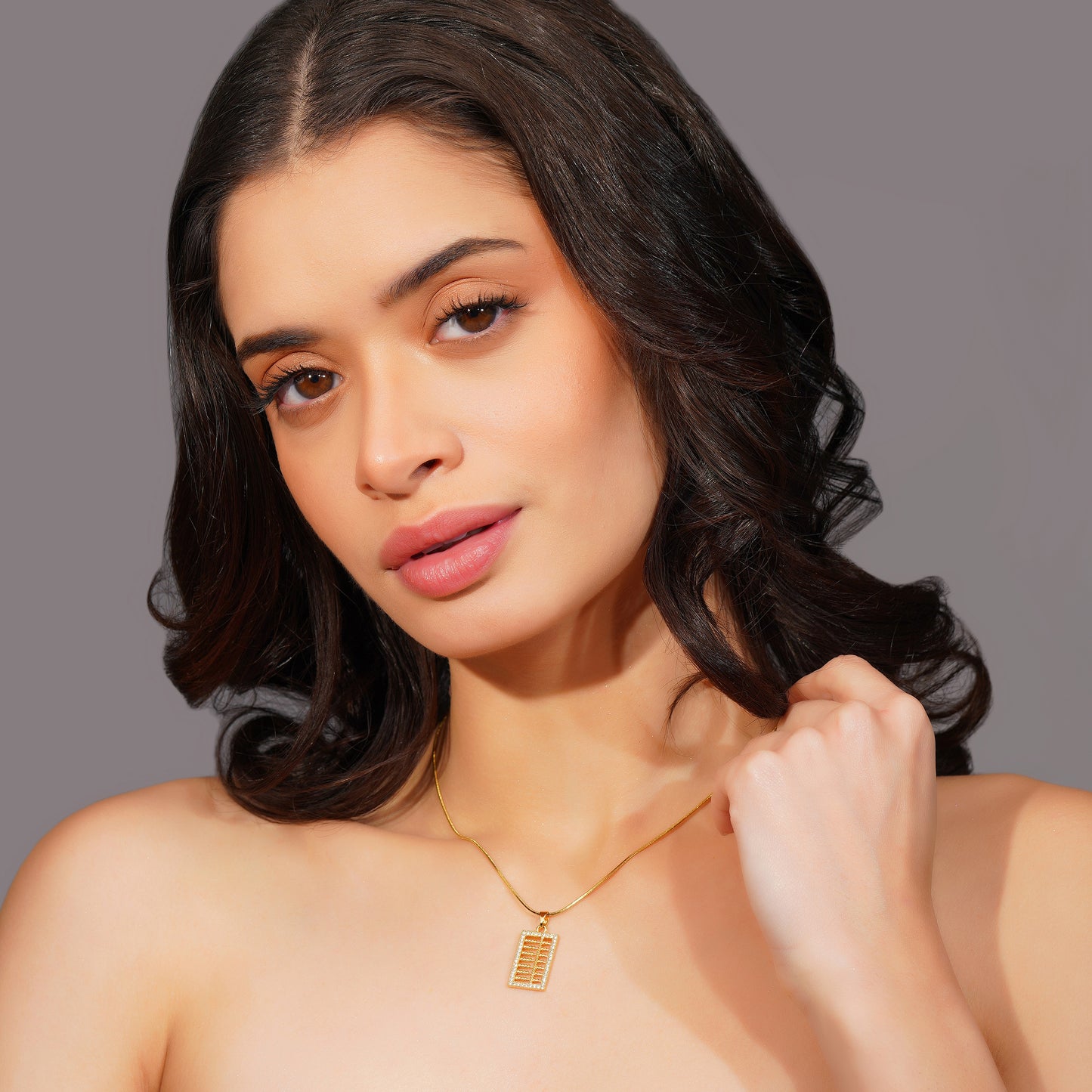 Aanura Geometric Grid Pendant Necklace