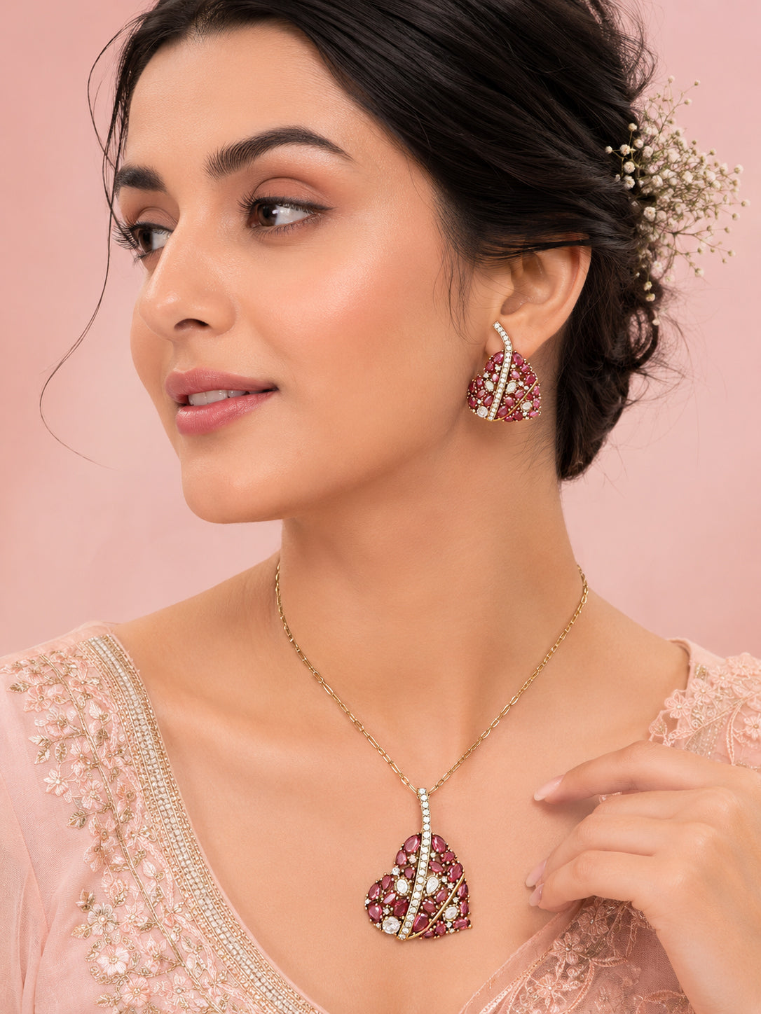 Aanura Green Leaf Pendant Necklace & Earrings