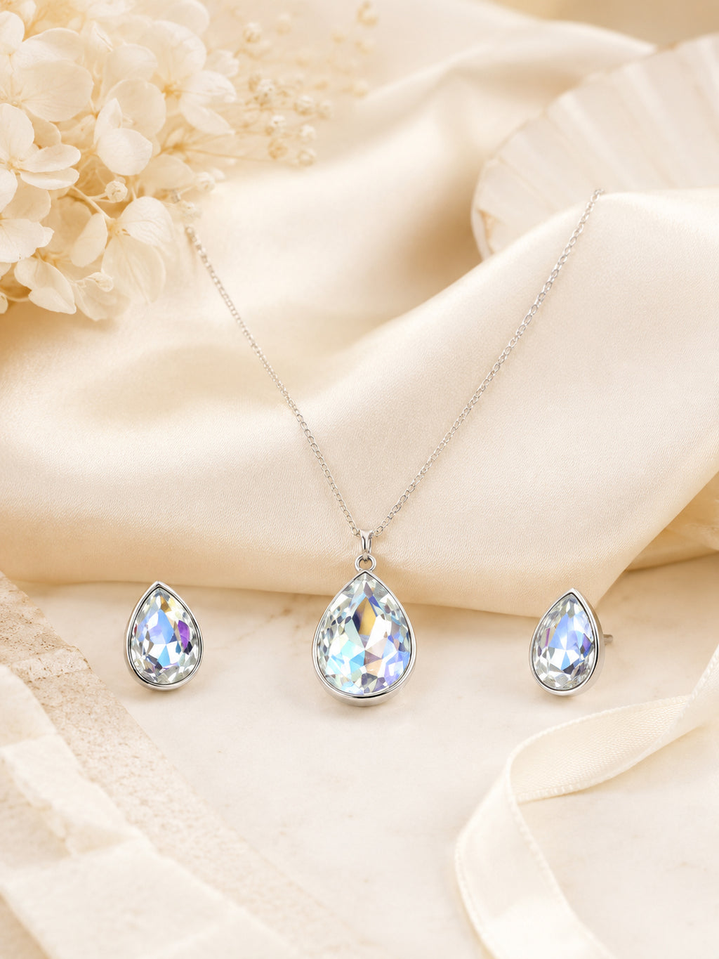 Aanura Crystal Teardrop Necklace & Earrings Set