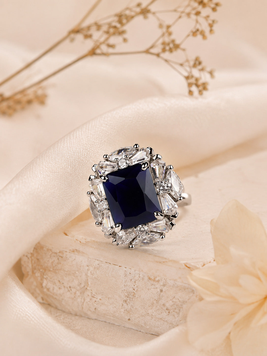 Rhodium Plated Yellow Halo Anti-Tarnish Waterproof Ring